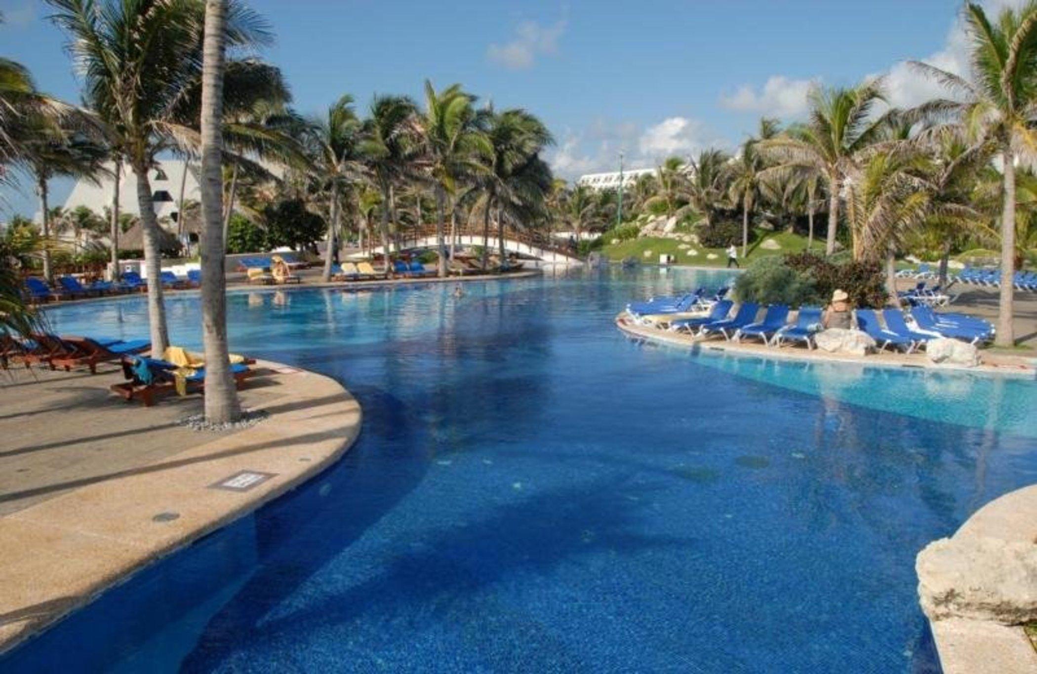 Resort Oasis Lite Cancun
