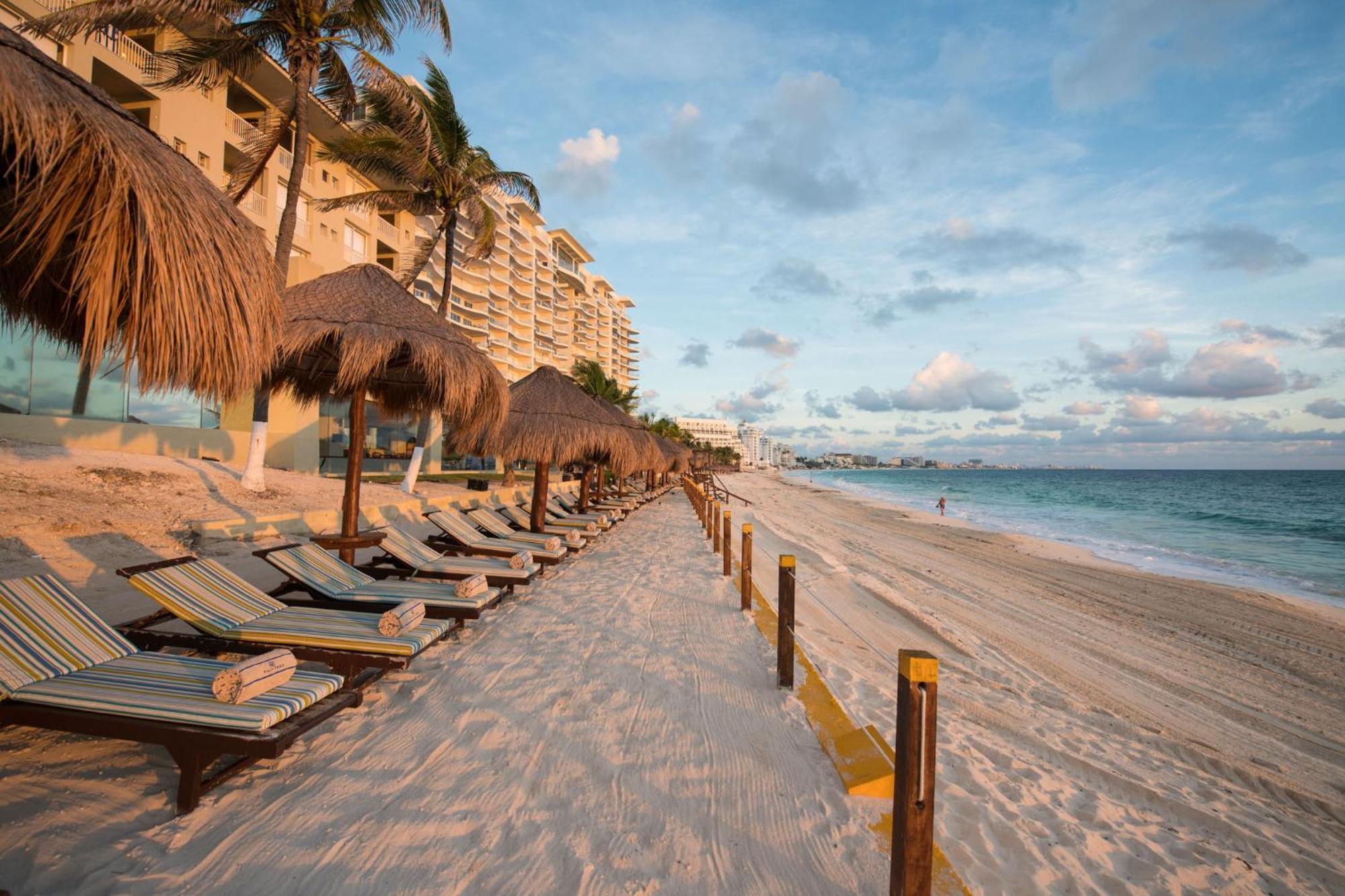 Club Regina 3* Cancun