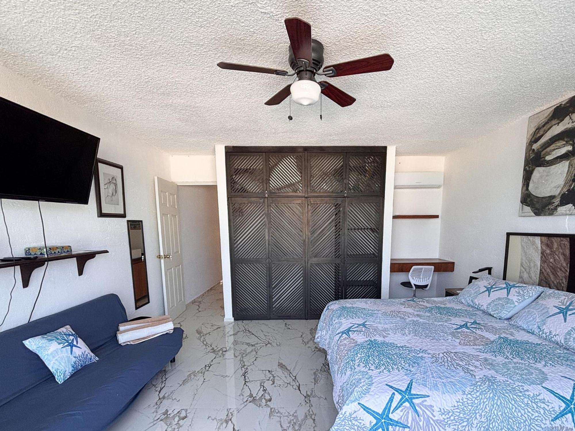 Apartment Brisas Shores Ocean View Apartments On The Beach With Pool, Cancun Hotel Zone