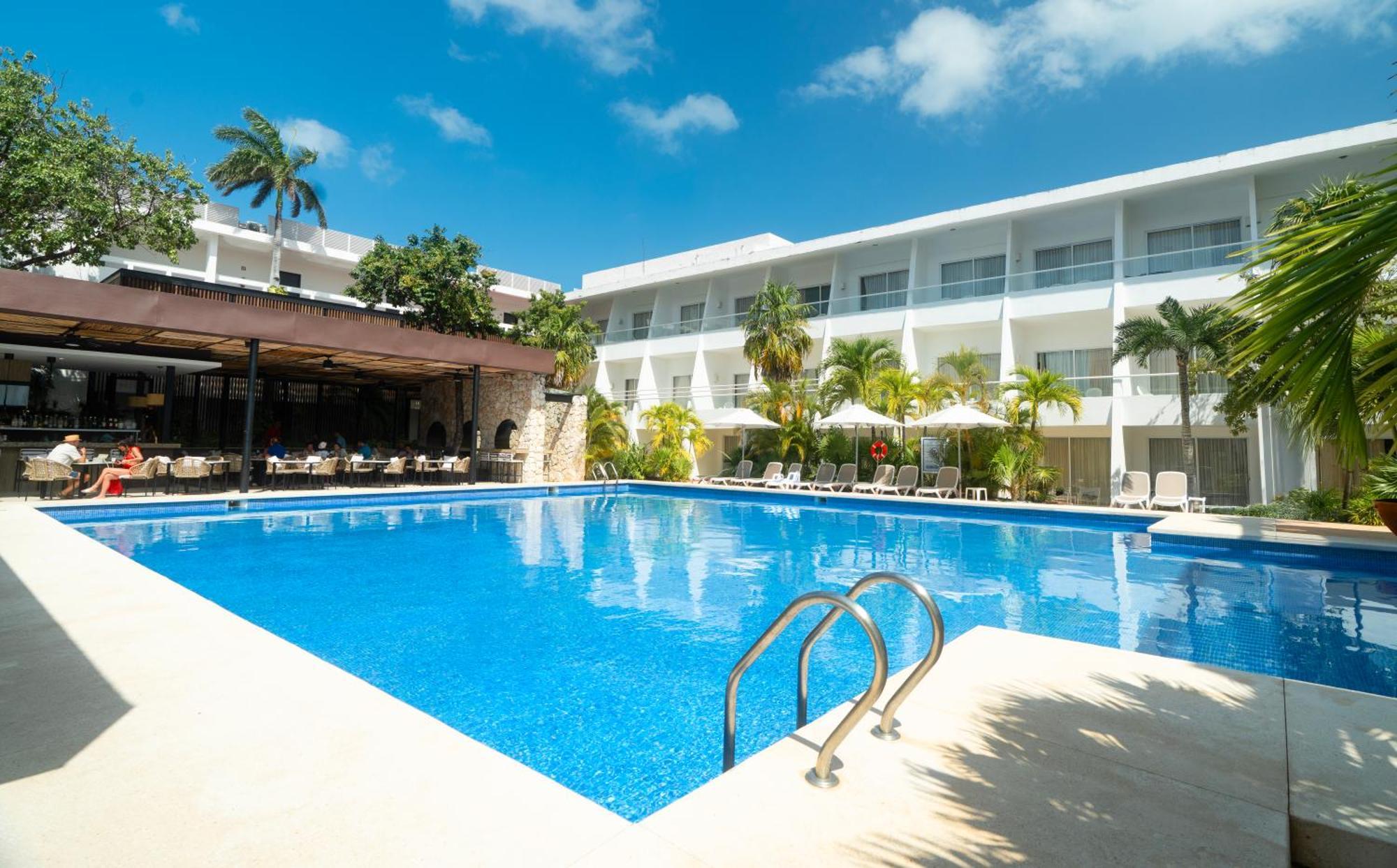 Bay Resort 4*