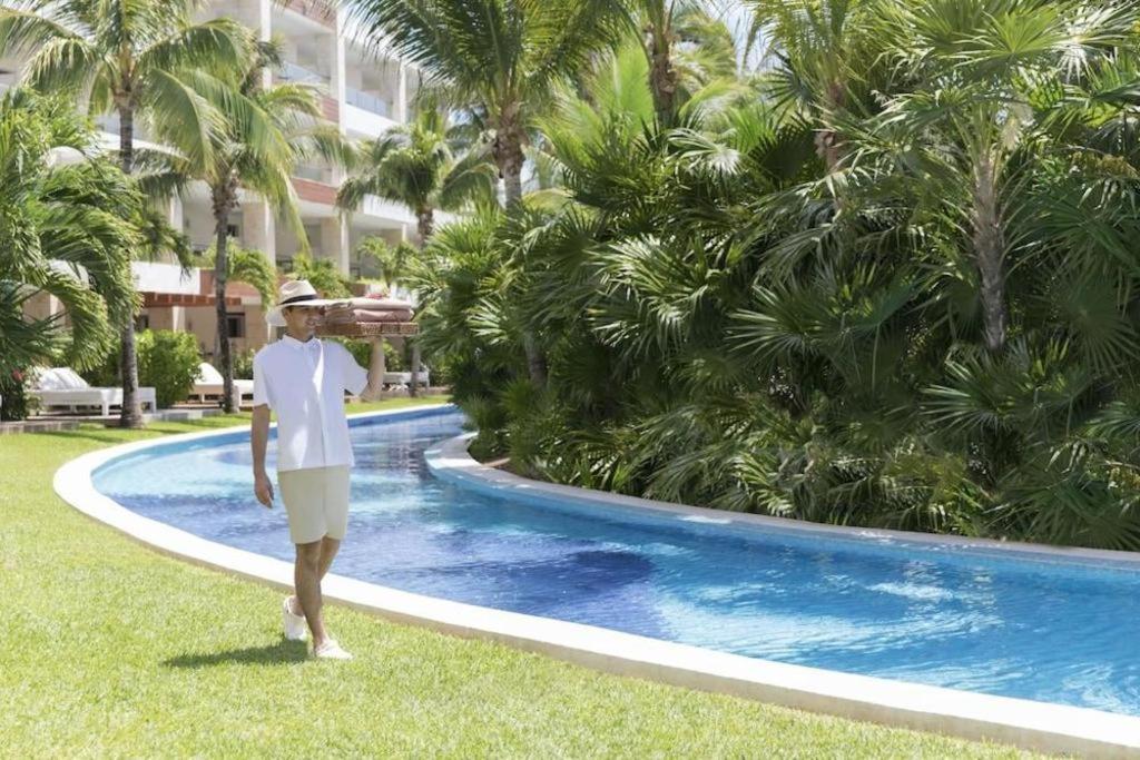 Hotel Excellence Playa Mujeres (adults Only) Cancun