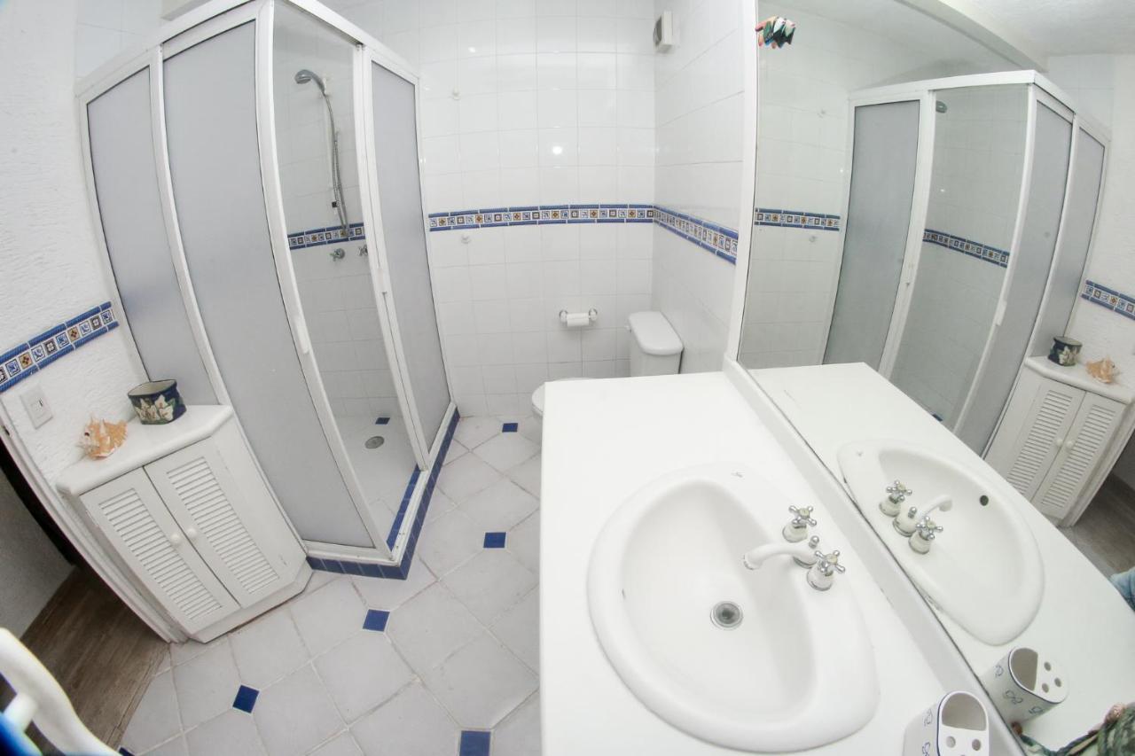 Brisas Shores & Ocean Front Zona Hotelera *