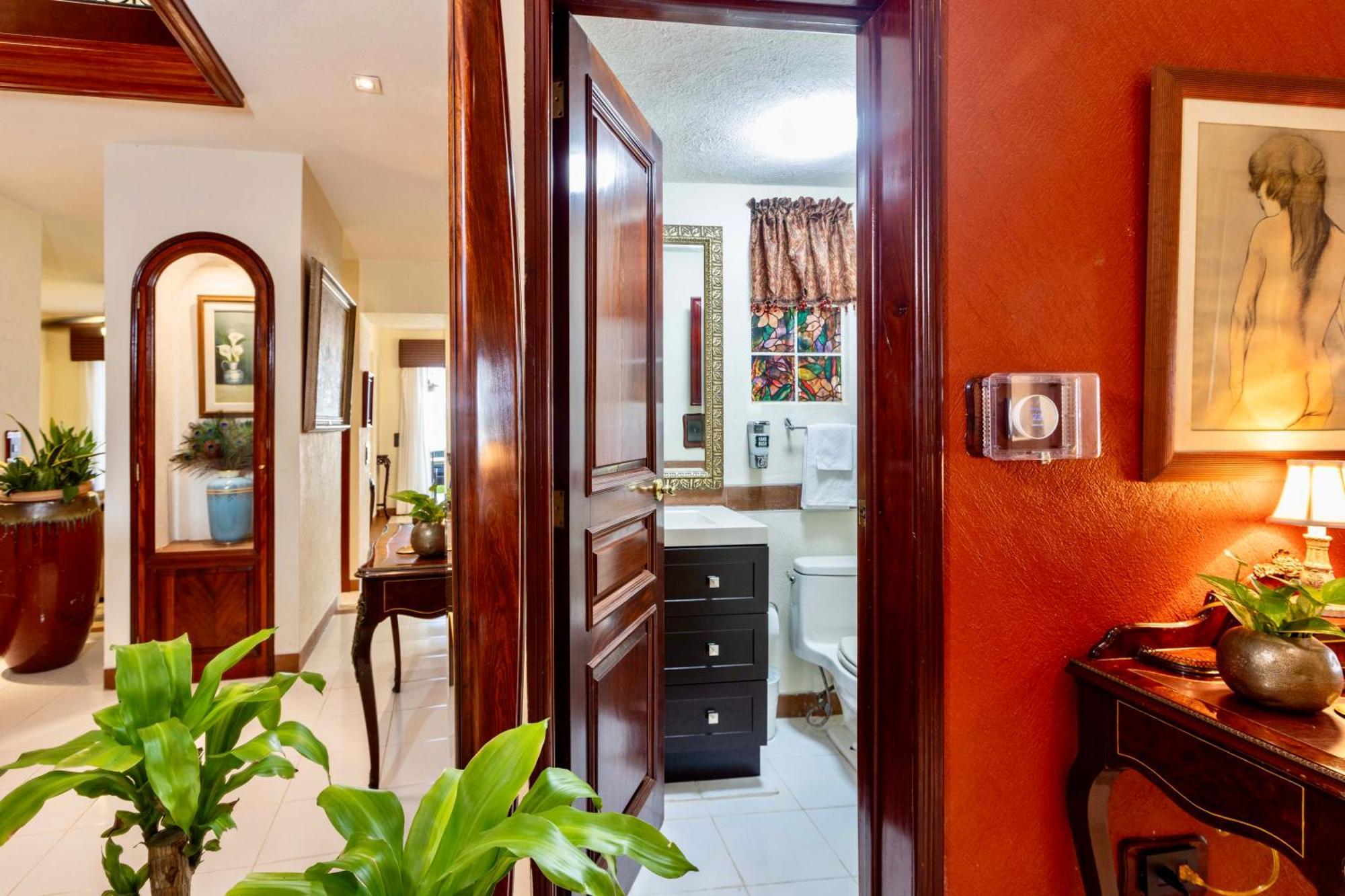 Magnifica Palmeras Luxurious 4 Bedroom 6 Bds 4 Ba Private Pool Lagoon Front Super Fast Wifi * Cancun