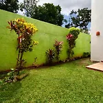 Tata & Nana\'S Home - 3Bdrm Private House