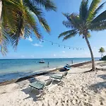 2 Rooms Apartment With Private Beach In Puerto Juarez Cancun