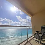 Cancun Beach & Nightlife Paradise Salvia Condominiums
