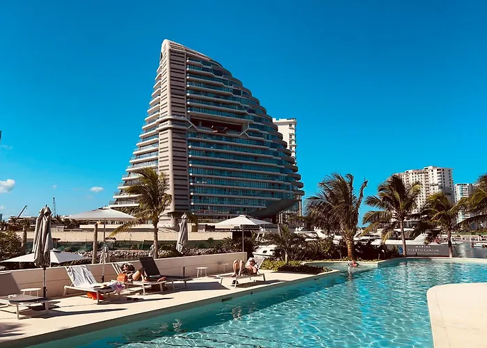 Marina Condos Corazon 201