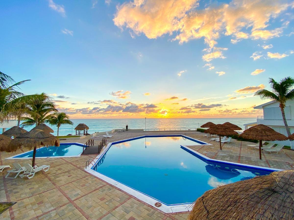 Brisas Shores & Ocean Front Zona Hotelera
