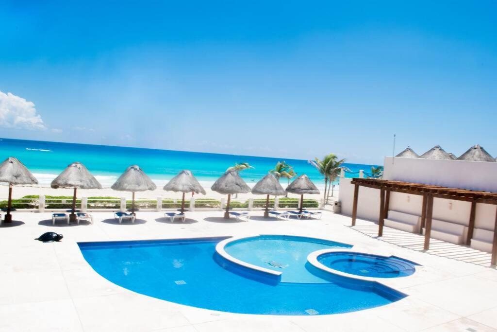 Apartment Beachfront Marlin 107 Cancun