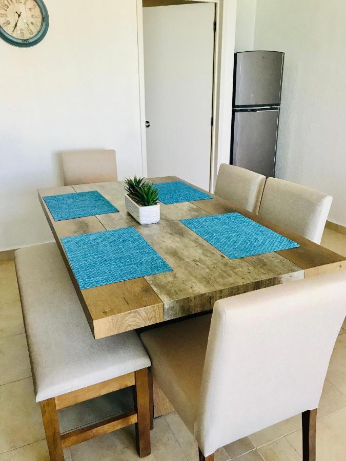 Apartment Zone, Beachfront 2 Bedroom - Prime Location