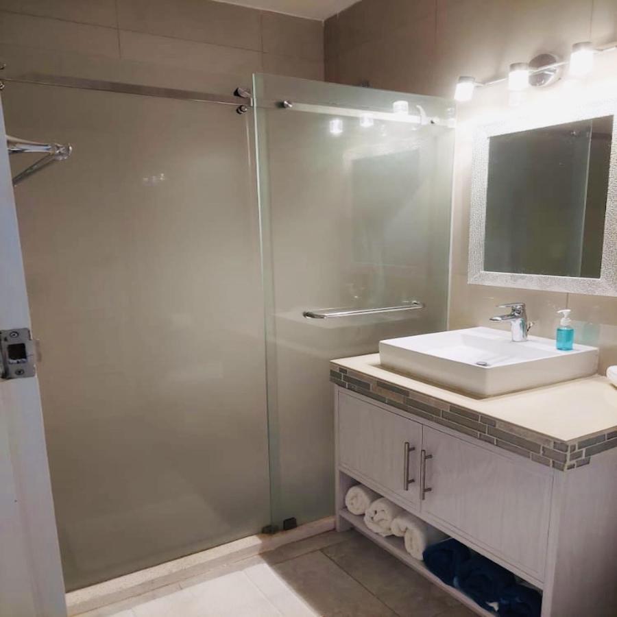 Zone, Beachfront 2 Bedroom - Prime Location Apartment Cancun