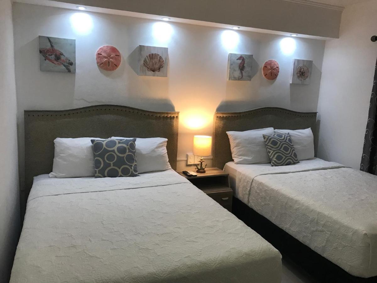 Zone, Beachfront 2 Bedroom - Prime Location * Cancun
