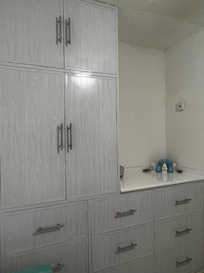 Apartment Zone, Beachfront 2 Bedroom - Prime Location Cancun