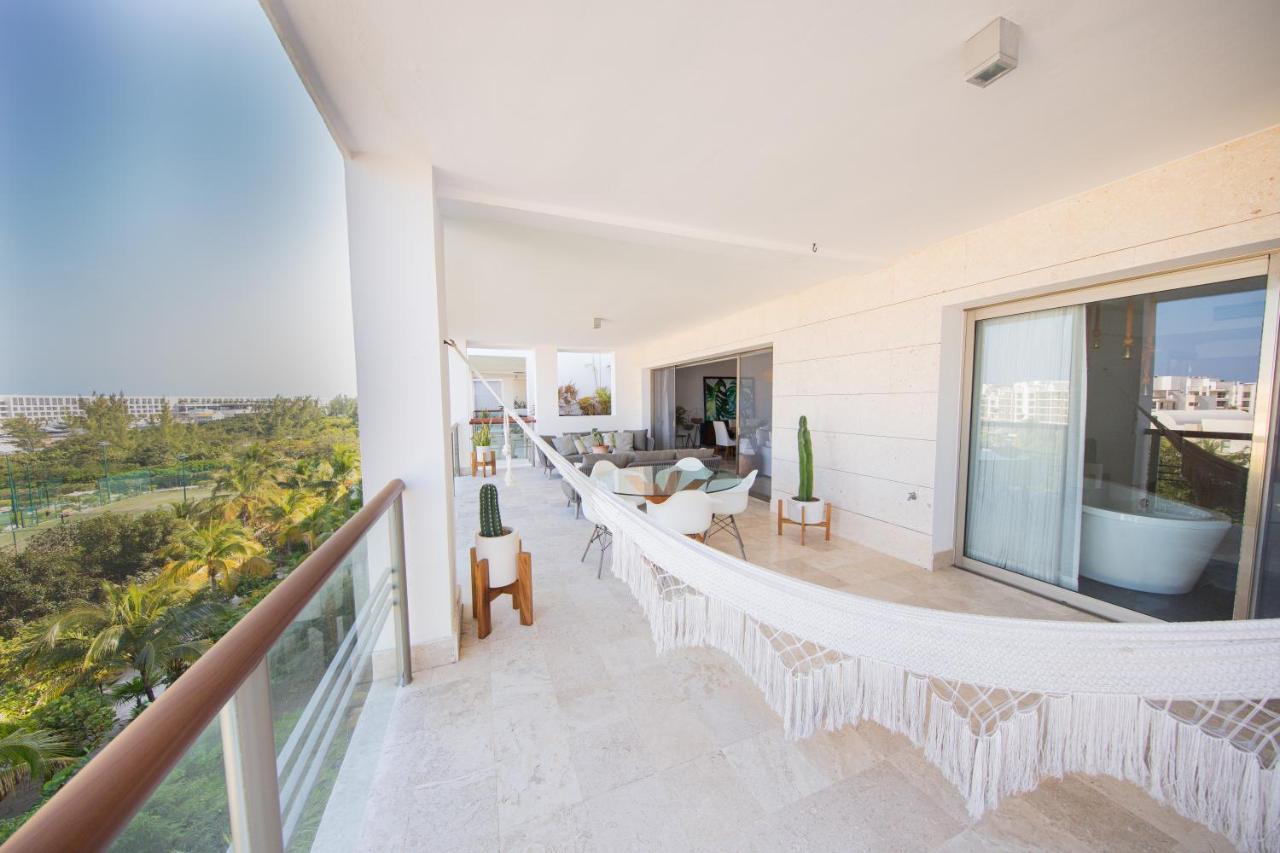 Beautiful Penthouse By The * Cancun