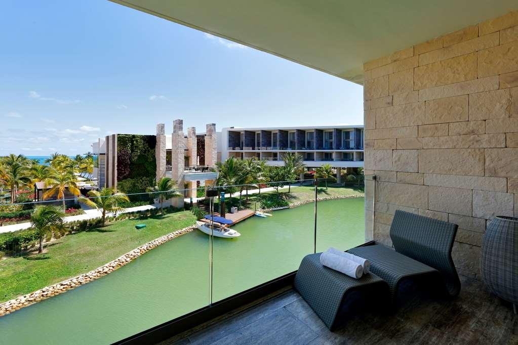 Grand Palladium Costa Mujeres Hotel Cancun