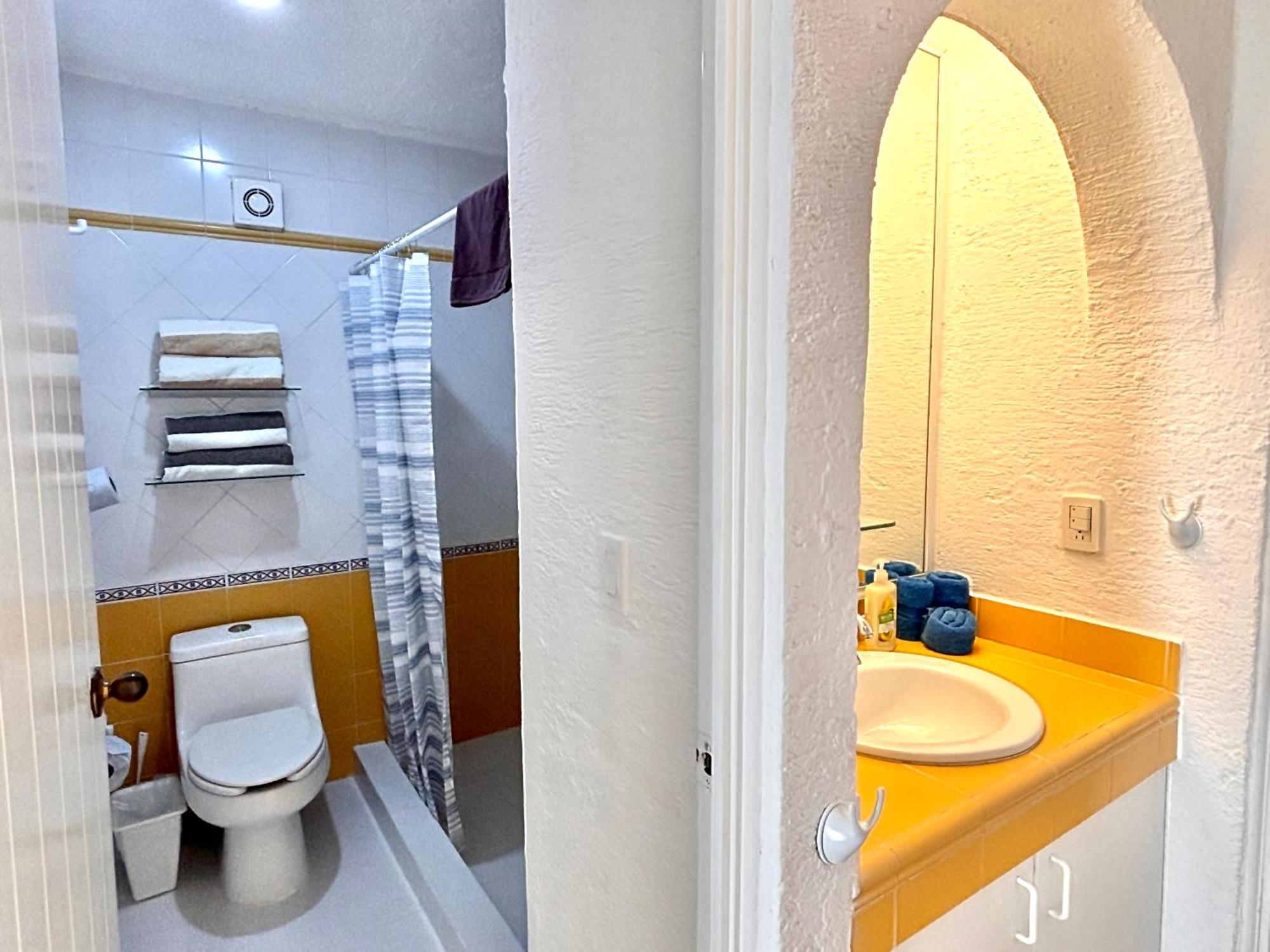 Brisas Shores & Ocean Front Zona Hotelera *