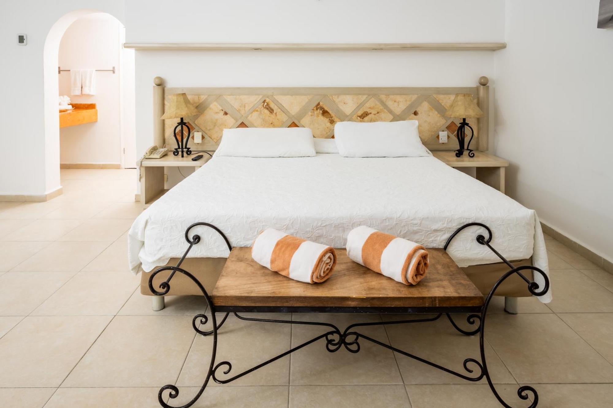 Aparthotel Oceanfront In Complex Cancun