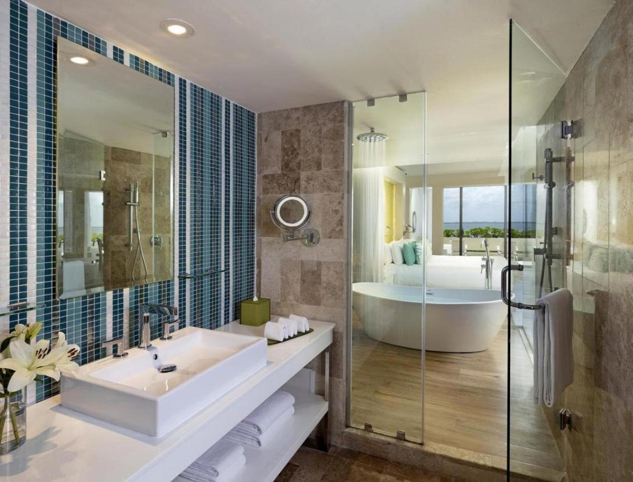 Hotel Club Melia At Paradisus 4*