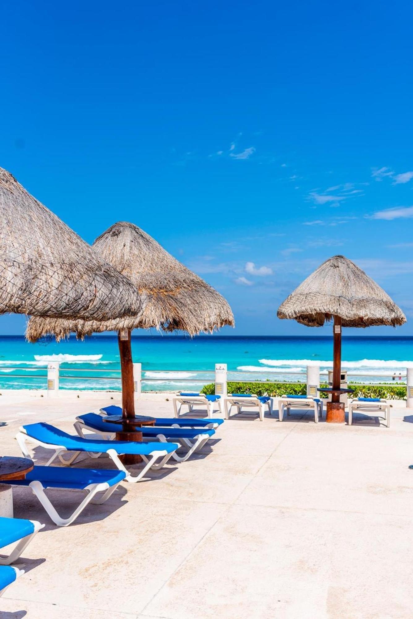 Zone - 2 Bedroom Beachfront, Bright And Spacious Apartment Cancun