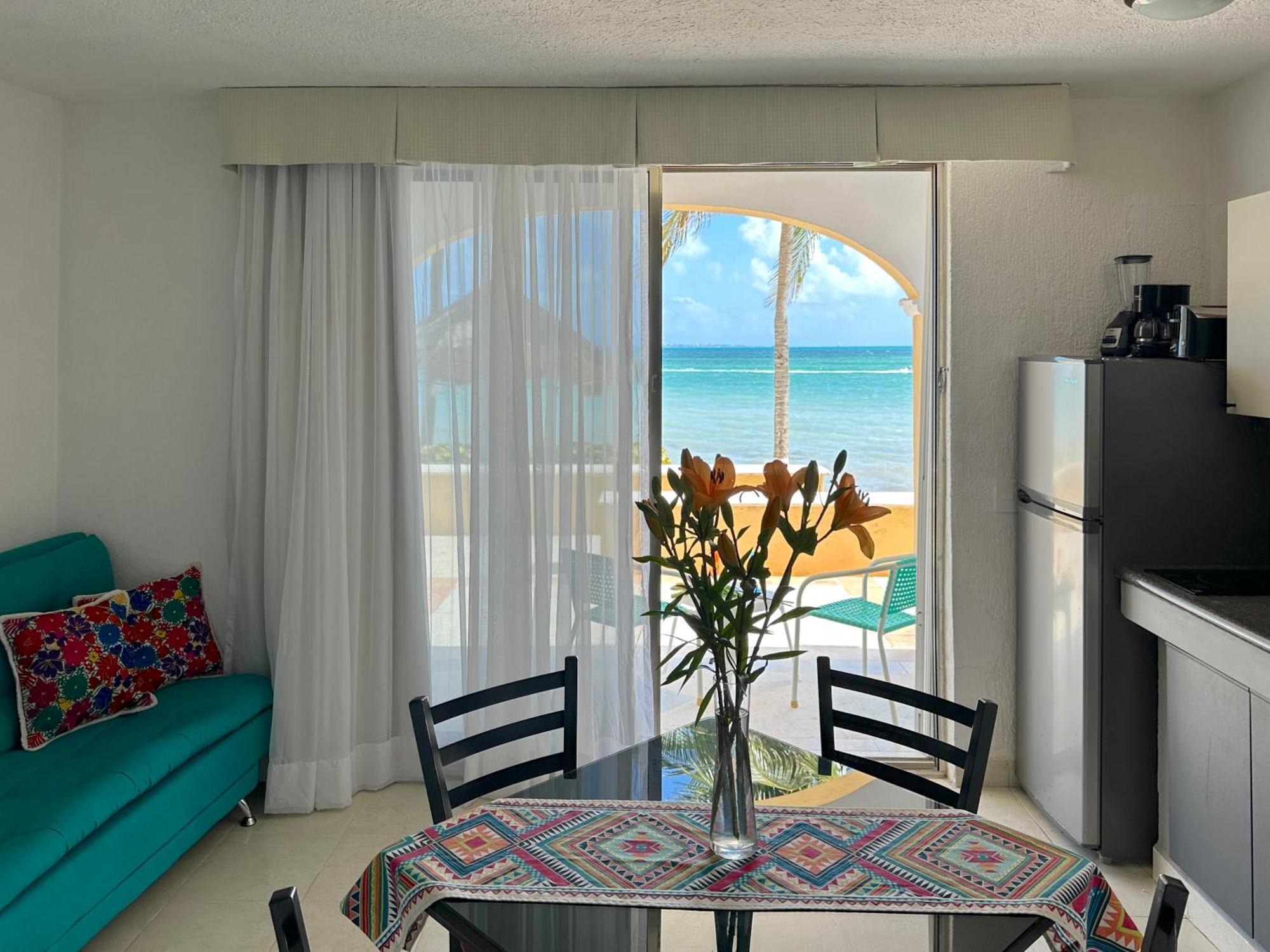 Beautiful A Few Stps To Sea Apartment Cancun