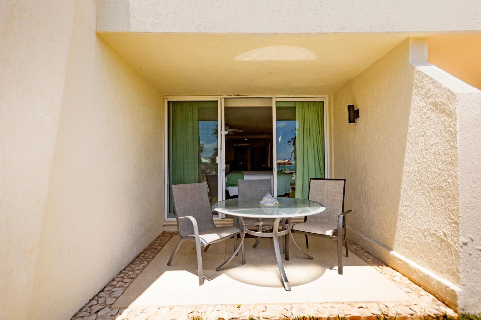 Garden Level With Partial Ocean View Zone Cancun