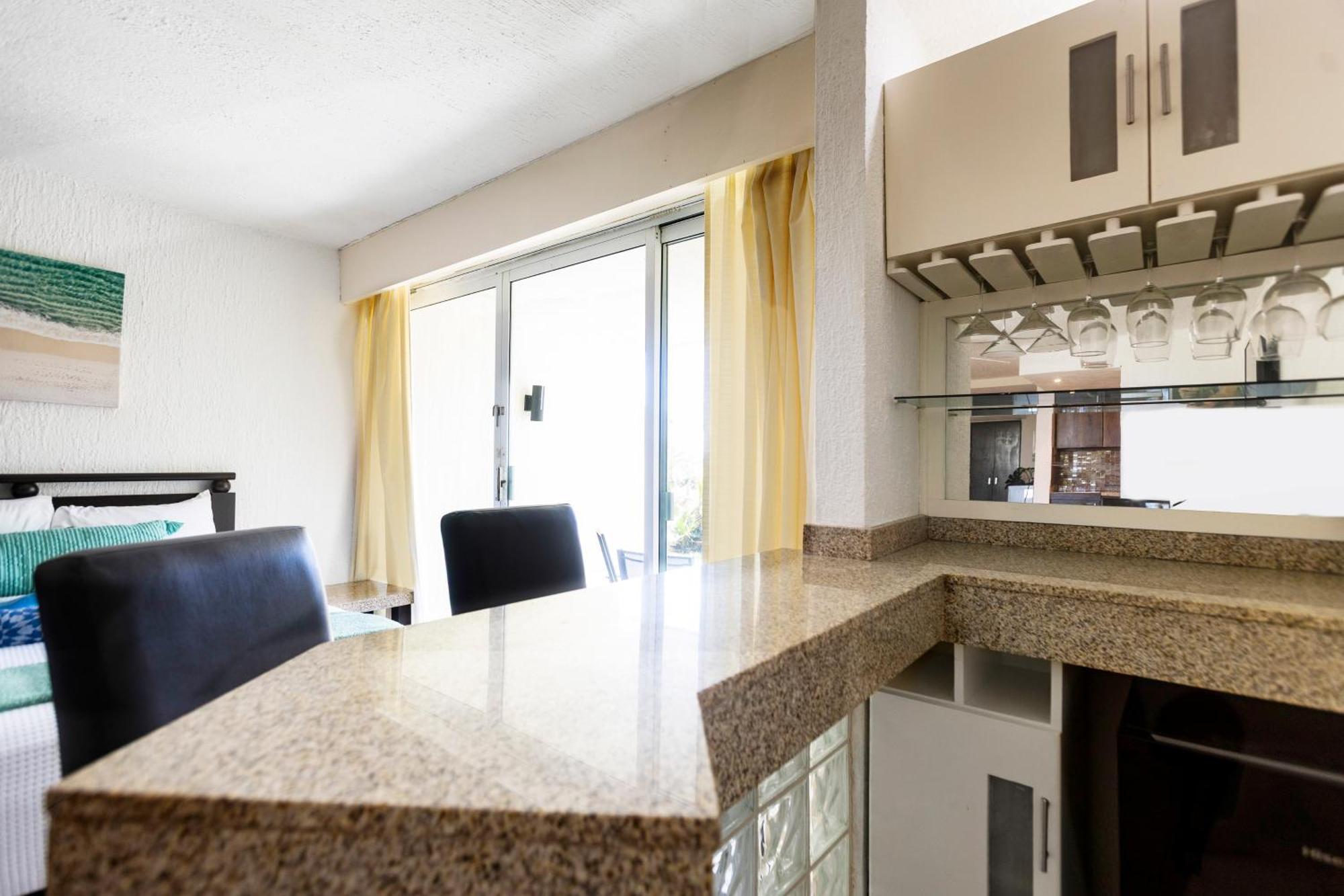 Garden Level With Partial Ocean View Zone