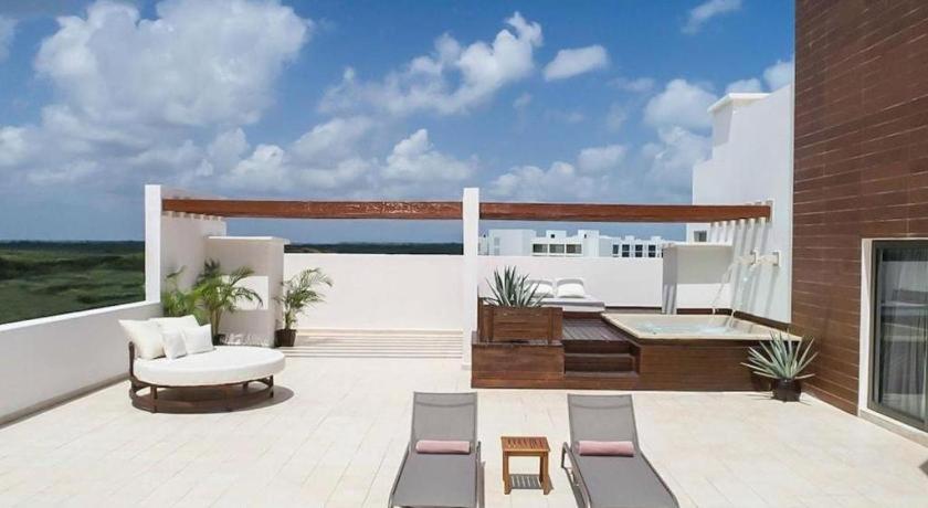 Hotel Excellence Playa Mujeres (adults Only) 5*