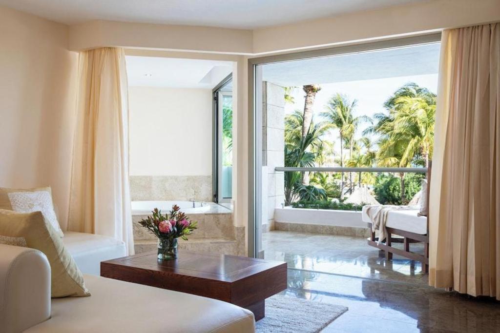 Excellence Playa Mujeres (adults Only) Cancun