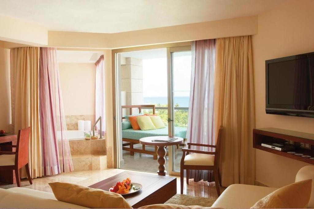 Excellence Playa Mujeres (adults Only)