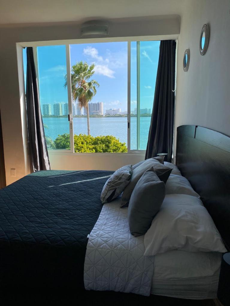 Hermoso Departamento En Zona Hotelera Frente A La Laguna