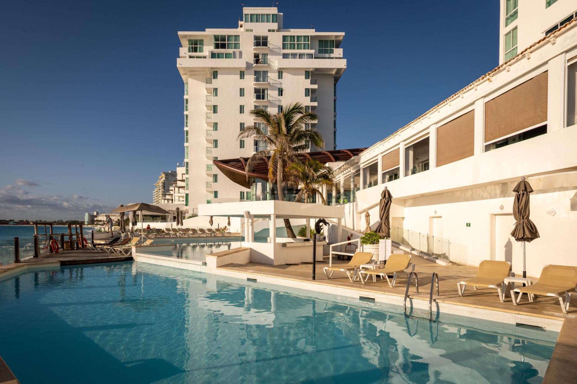 Apartment Ocean View Modern & Luxury Amenities