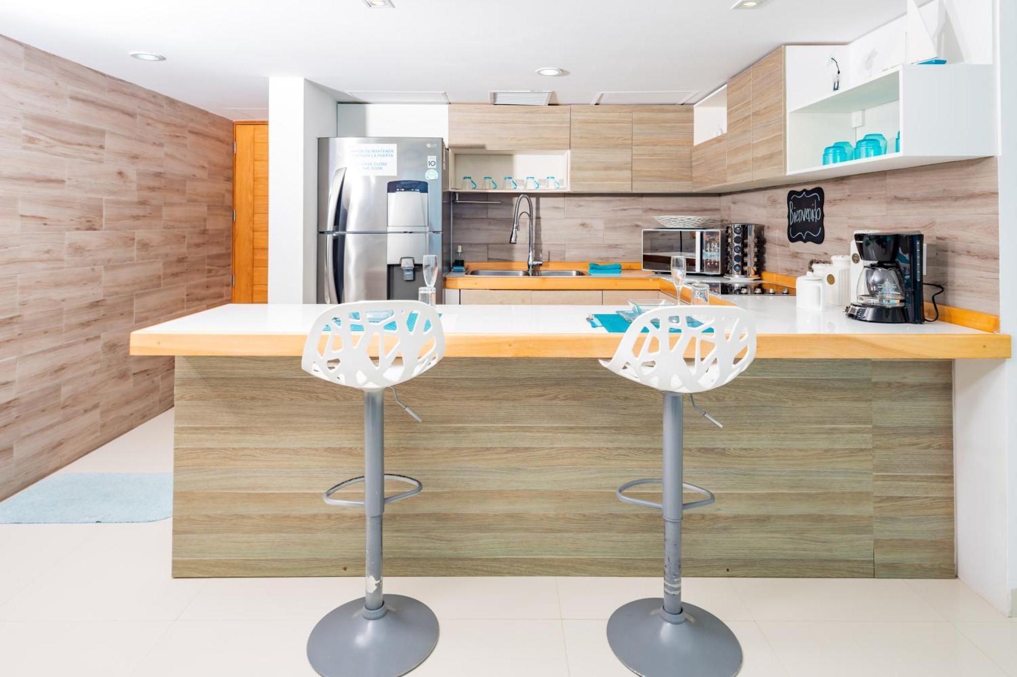 Ocean View Modern & Luxury Amenities Cancun