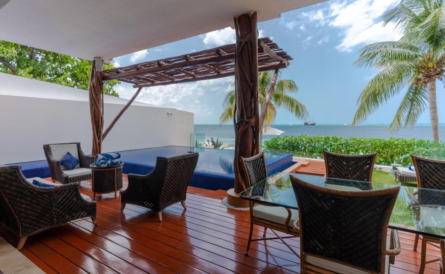 Langosta Villa