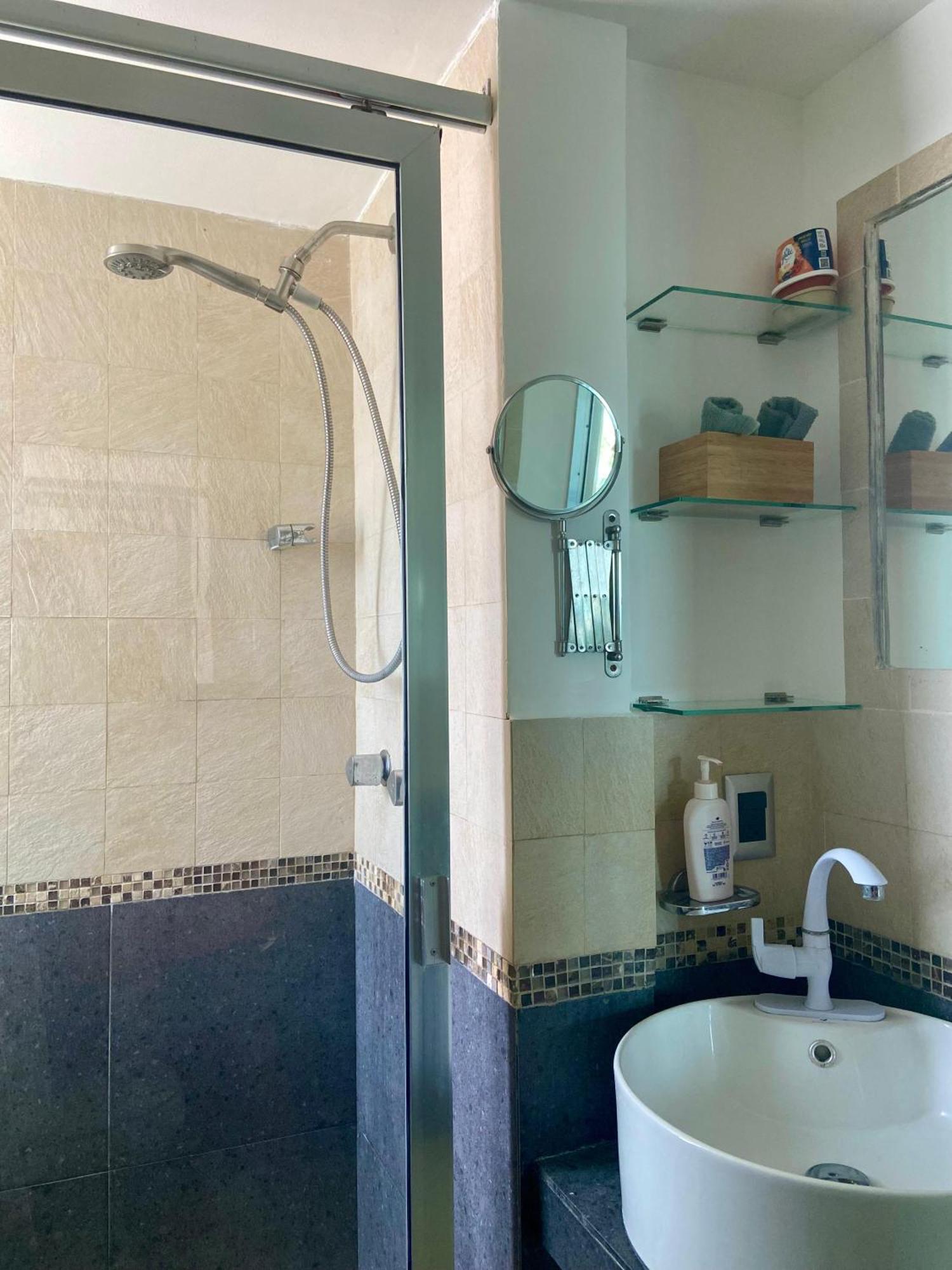 Cozy And Modern Apartment Cancun