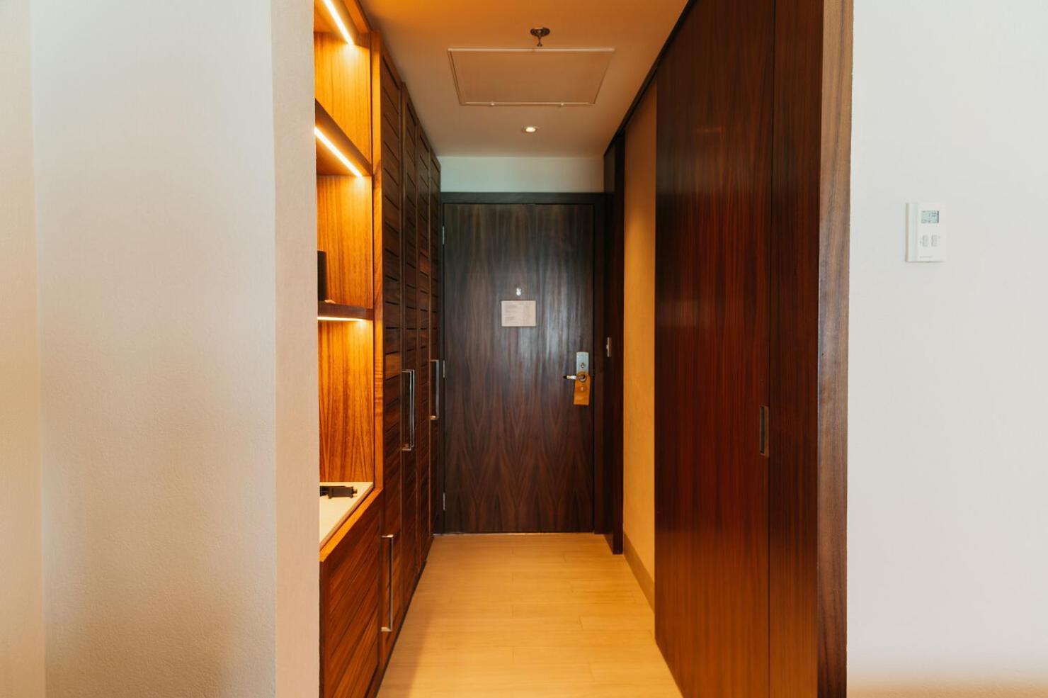 Resort Emporio 4*