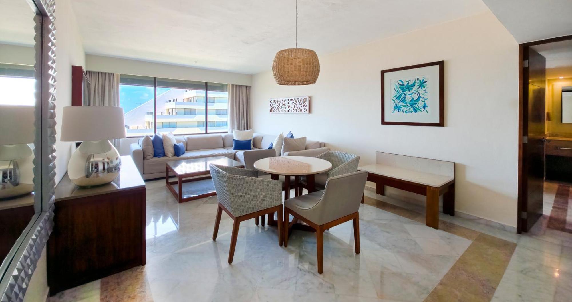 Resort Park Royal Cancun