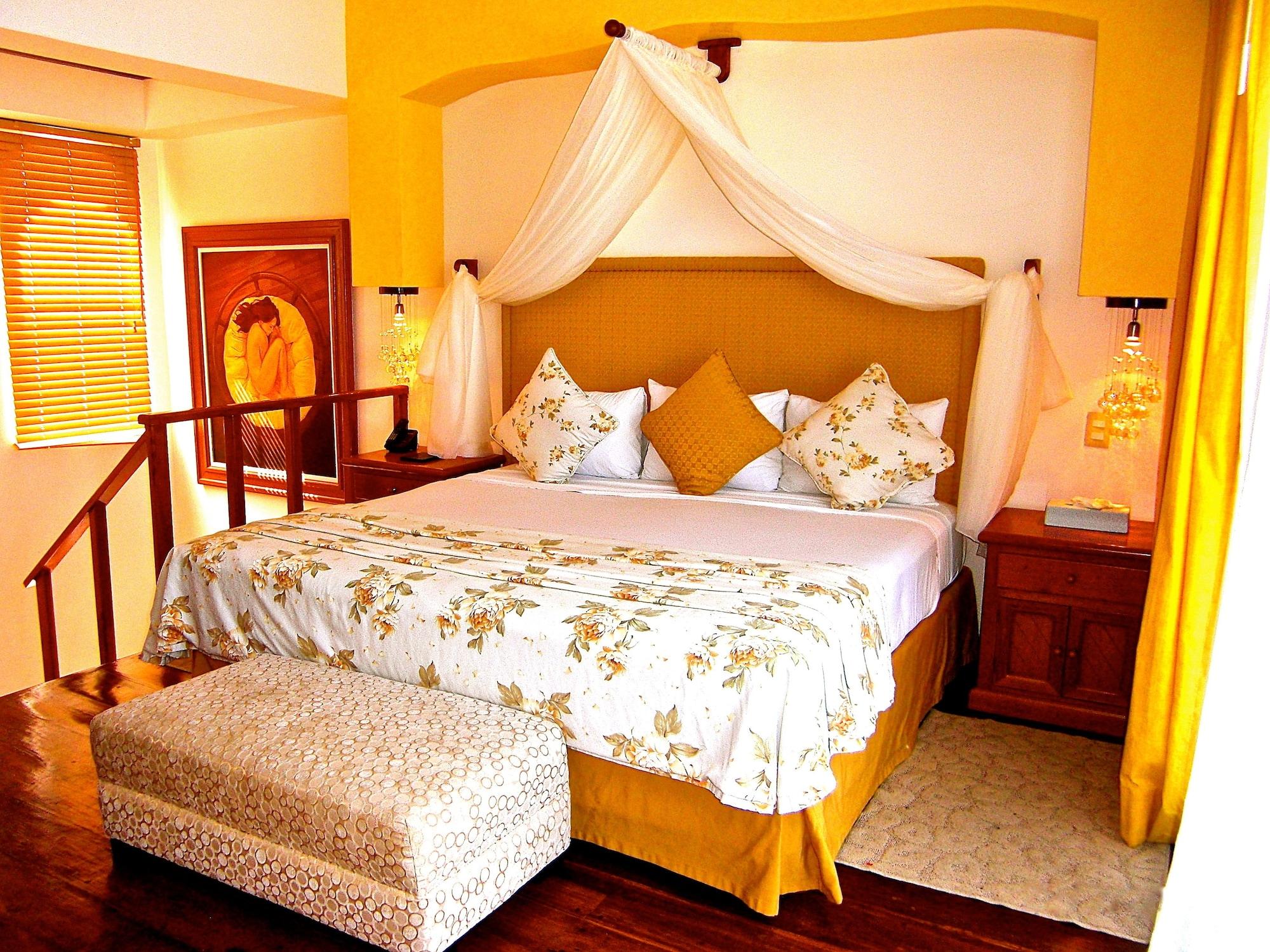 Hotel & Museo Casa Turquesa 4*