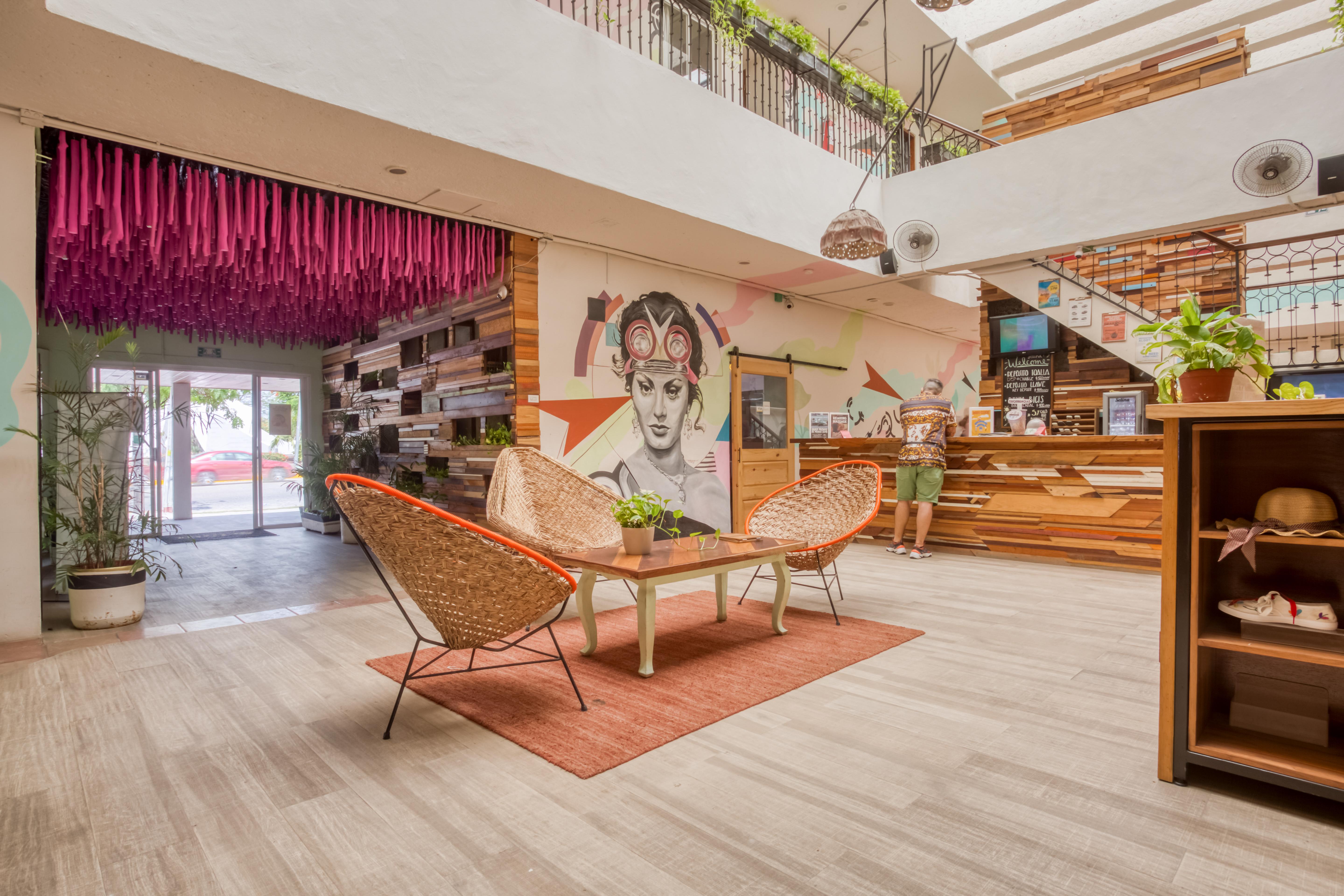 Nilu Downtown By Selina Hotel 3*