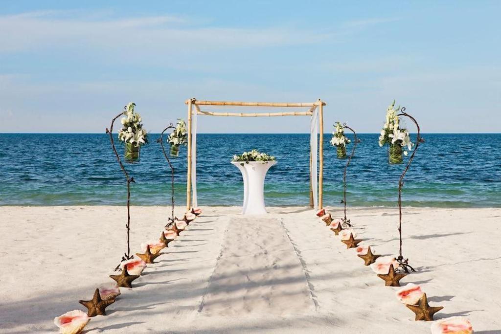 Finest Playa Mujeres Hotel 5*