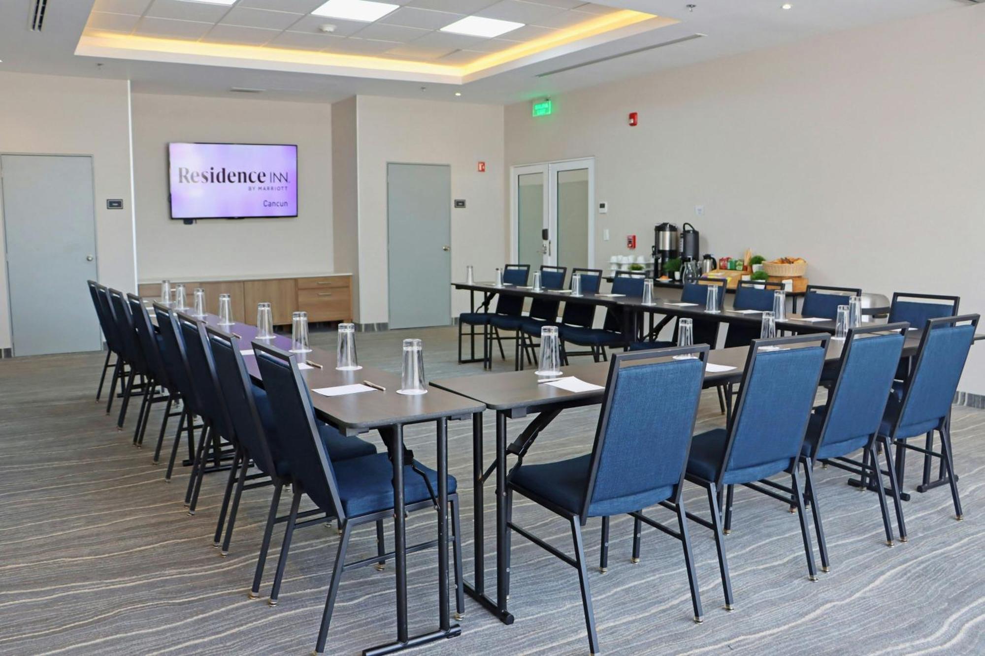 By Marriott Zone Cancun