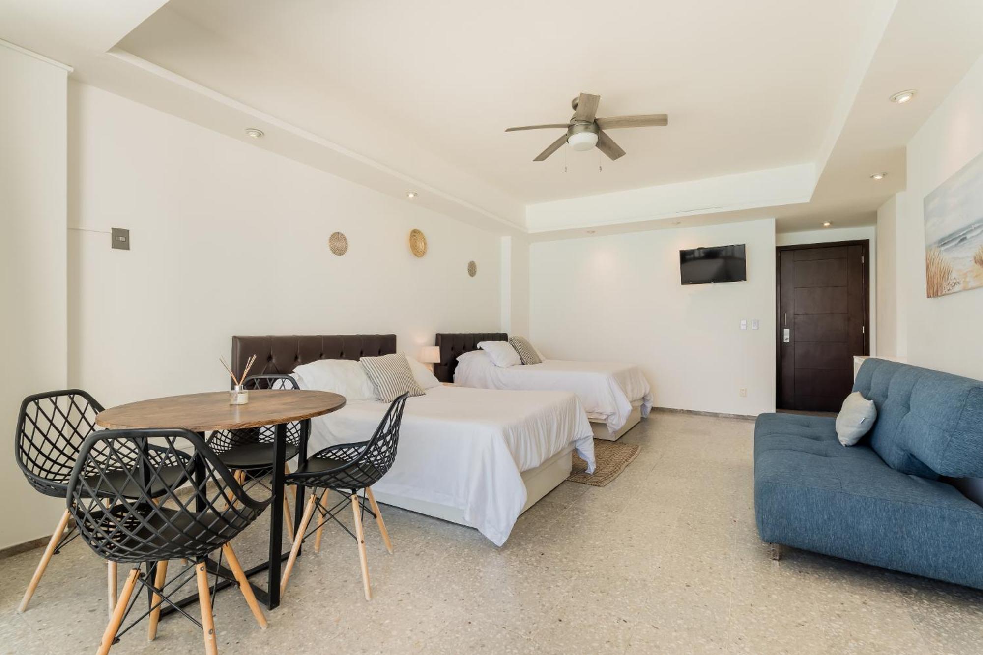 *turquoise Escape- Beachfront By Casa Paraiso*