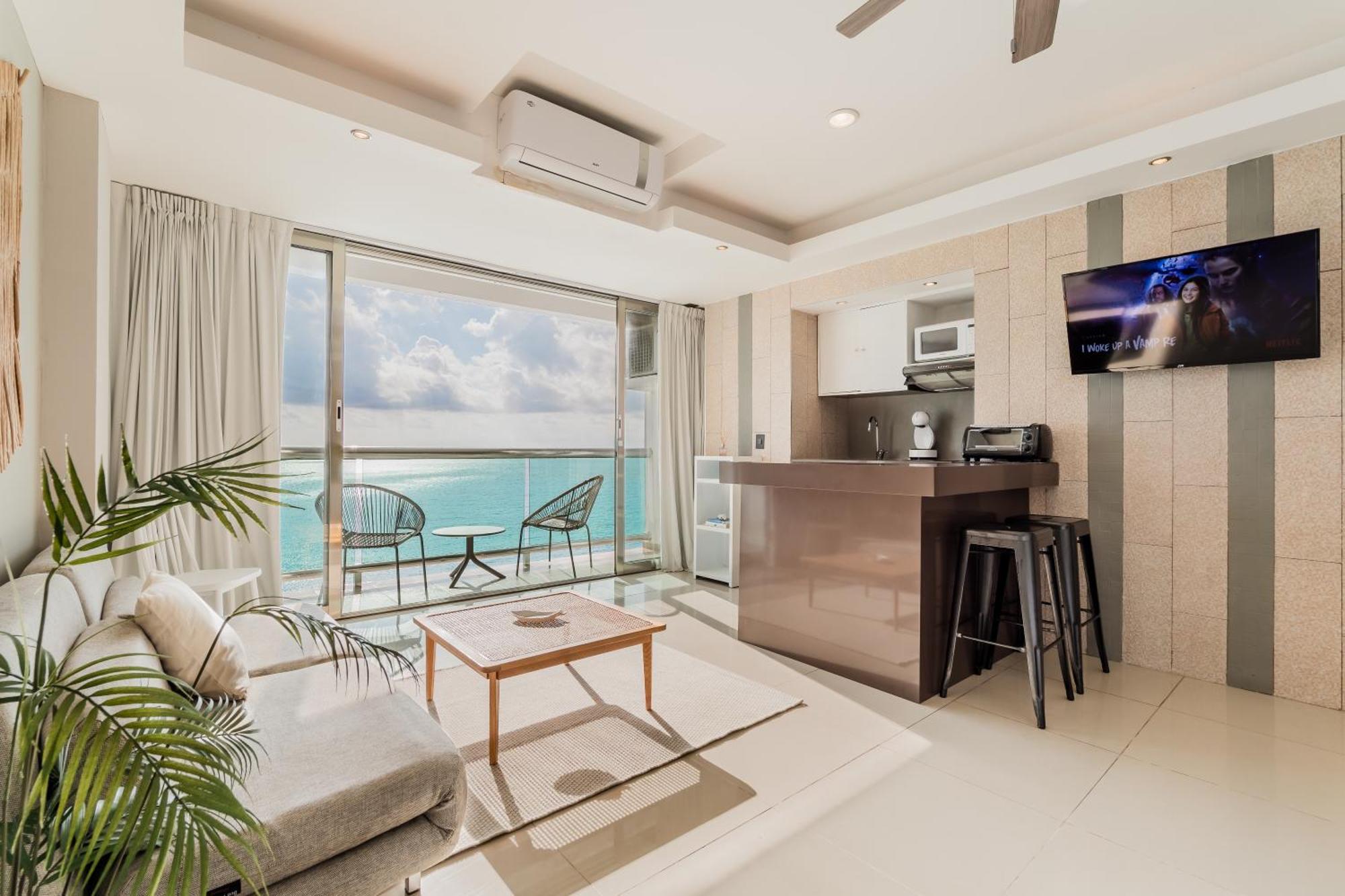 *turquoise Escape- Beachfront By Casa Paraiso*